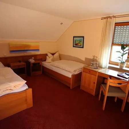 Strixner-hof 3* Ehekirchen